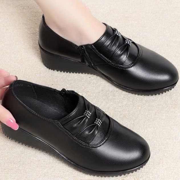 Zapatos de suela blanda de cuero genuino para mediana edad