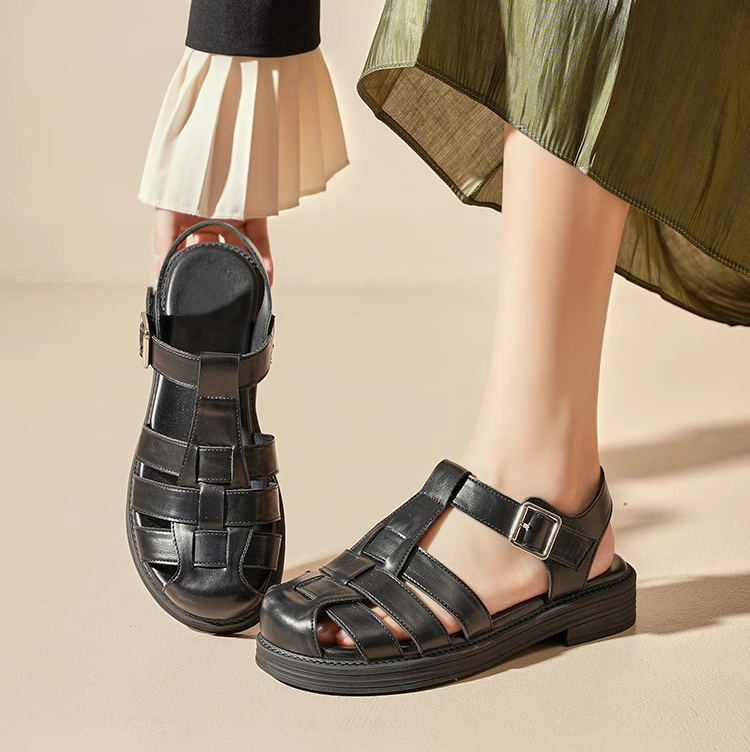 Sandalias trenzadas con suela suave