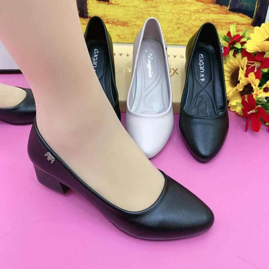 Zapatos de tacón grueso de piel suave