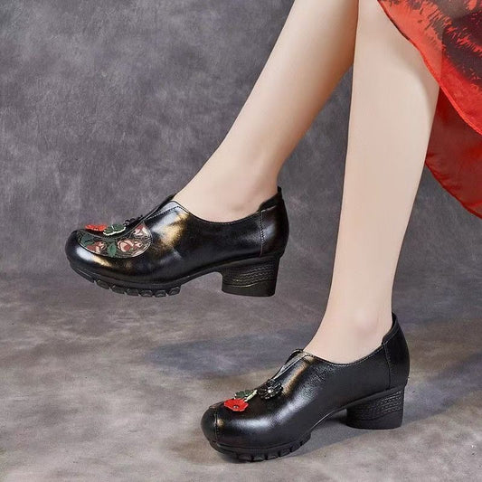 Zapatos retro de piel con tacón grueso