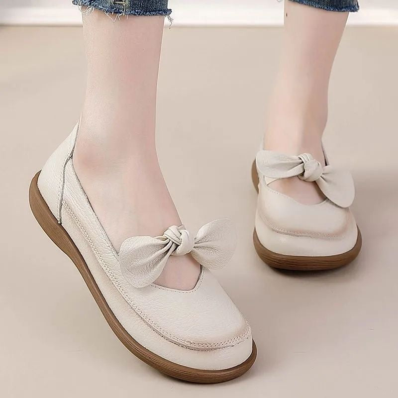 Zapatos cómodos de cuero con suela blanda