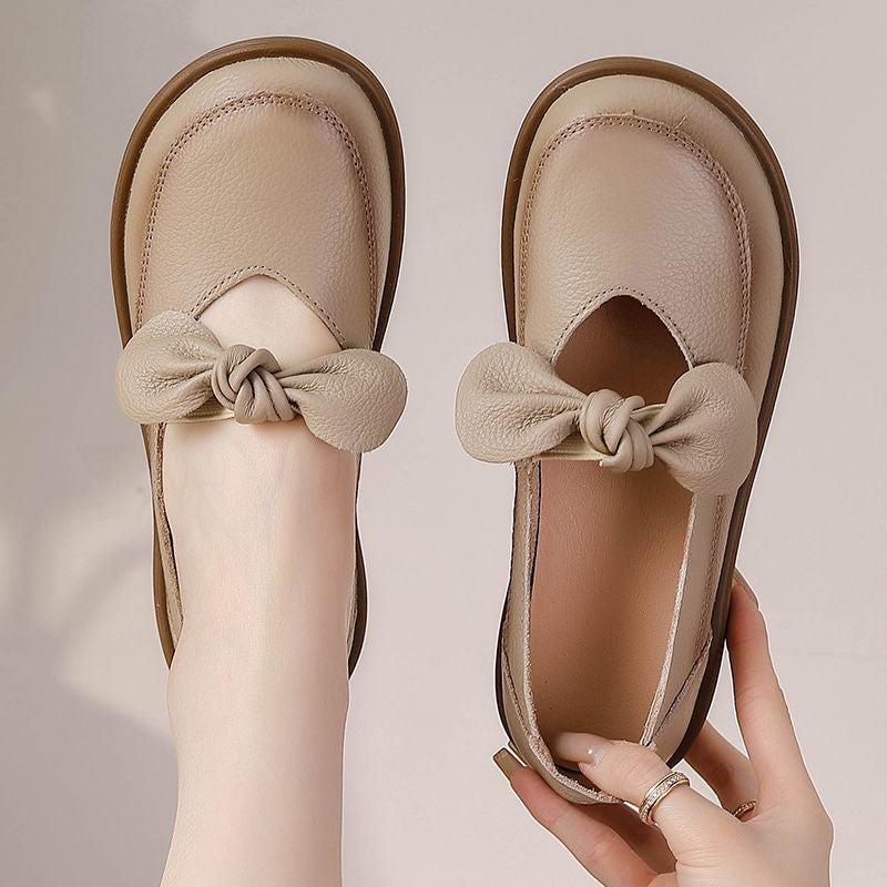 Zapatos cómodos de cuero con suela blanda