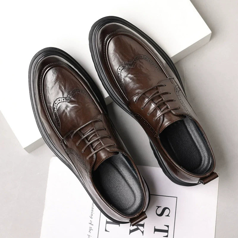 🐂Doble cuero🐂Zapatos brogue que realzan la altura de los hombres