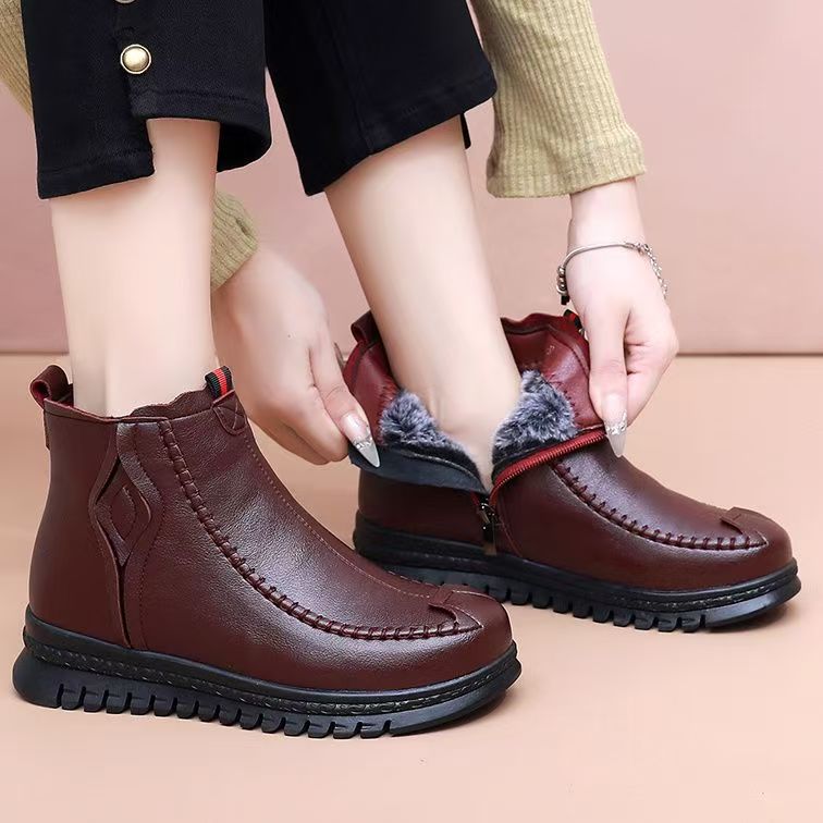 Botines de piel suave con forro de lana