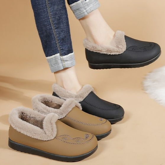 Mocasines para Mujer con Forro Afelpado y Diseño Bordado