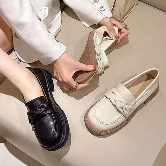 2025 nuevos zapatos de cuero de tacón bajo