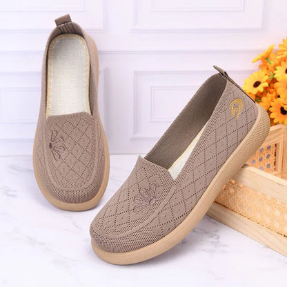Zapatos de malla transpirable con suela blanda