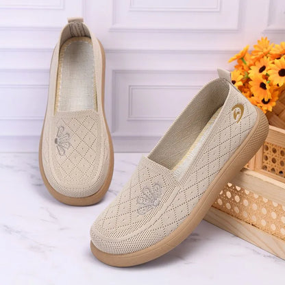 Zapatos de malla transpirable con suela blanda