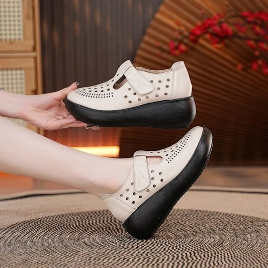 Sandalias huecas retro
