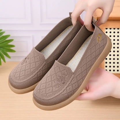 Zapatos de malla transpirable con suela blanda
