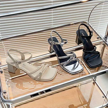 Sandalias francesas de tacón de bloque de moda