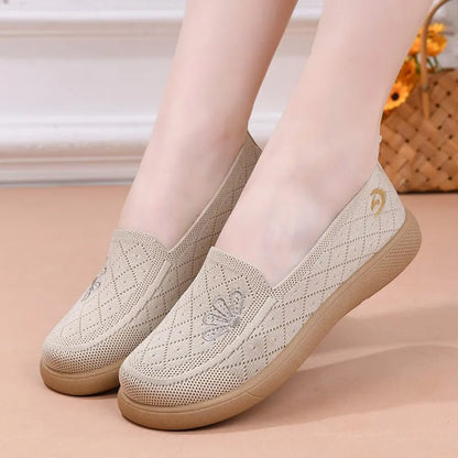 Zapatos de malla transpirable con suela blanda