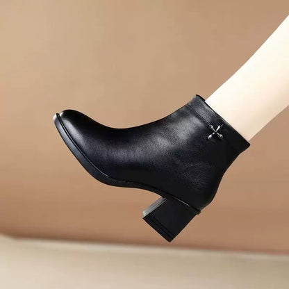 Botines de tacón grueso para mujer