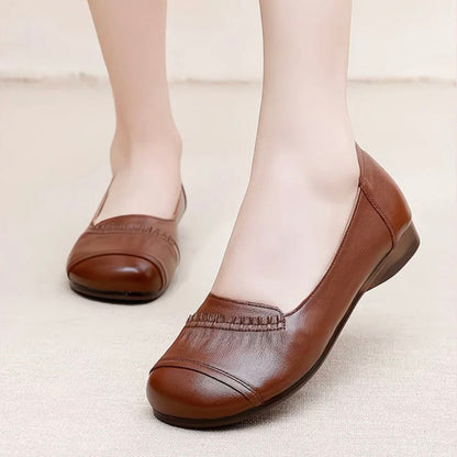 Zapatos planos ligeros de piel suave