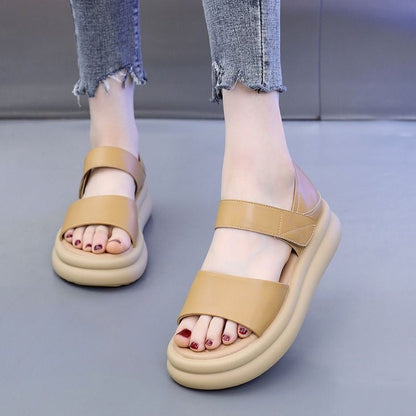 Sandalias de suela blanda de moda