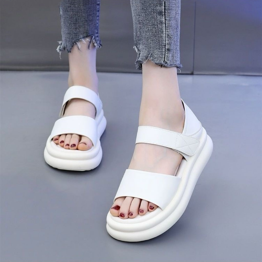 Sandalias de suela blanda de moda