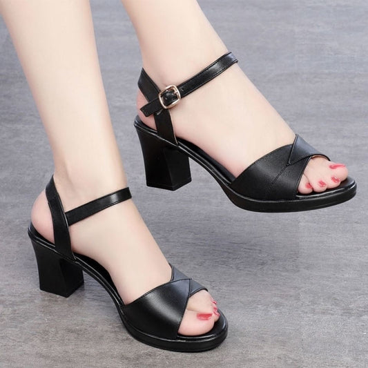 Sandalias de tacón alto con intersección