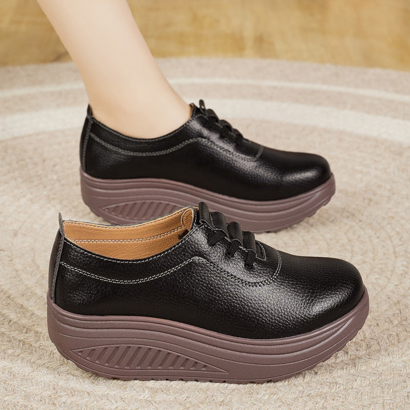 Zapatos de piel con altura extra tipo slip-on