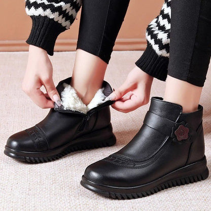 Botines Negros para Mujer con Flor Decorativa