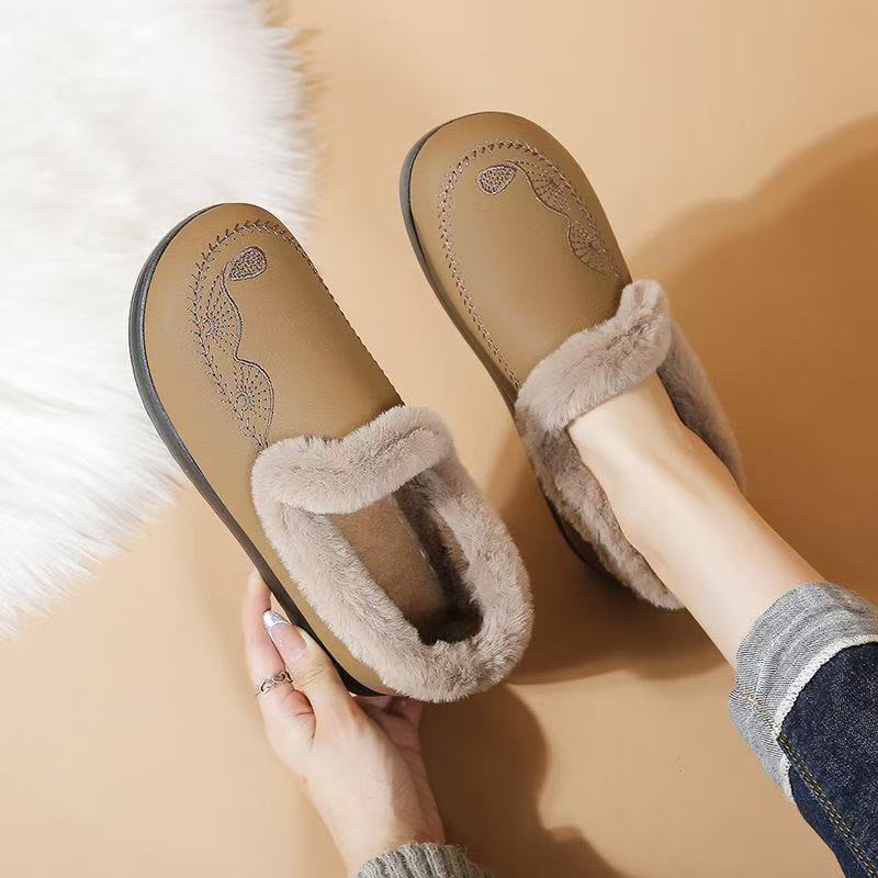 Mocasines para Mujer con Forro Afelpado y Diseño Bordado