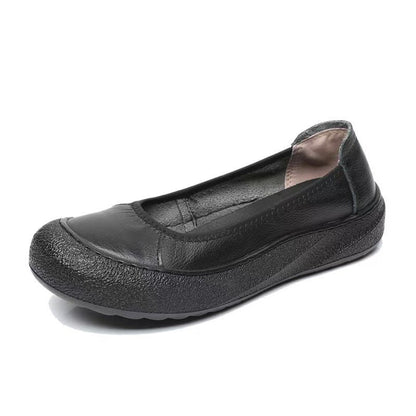 Zapatos de piel genuina con suela flexible.