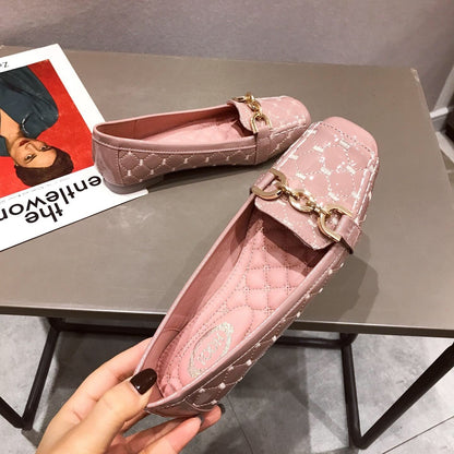Zapatos de piel suave con punta cuadrada, suela plana y comodidad superior