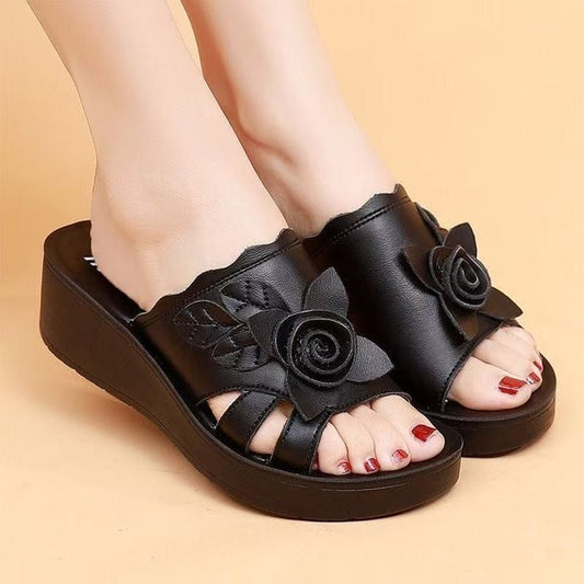 Sandalias de piel con flores