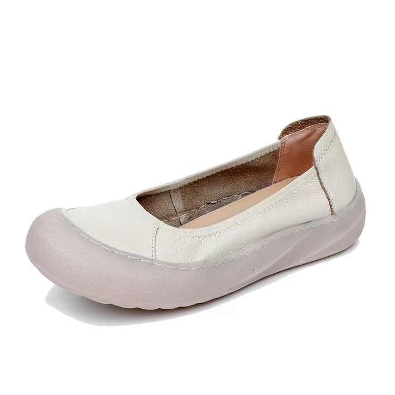 Zapatos de piel genuina con suela flexible.