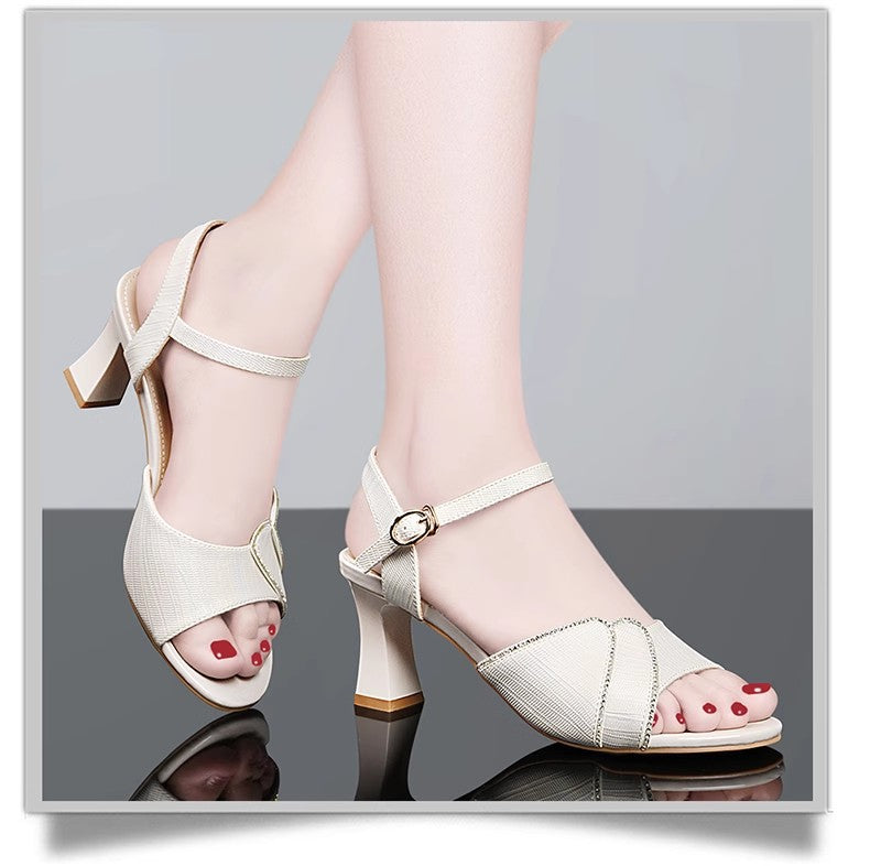 Nuevos estilos de sandalias con pedrería para 2026