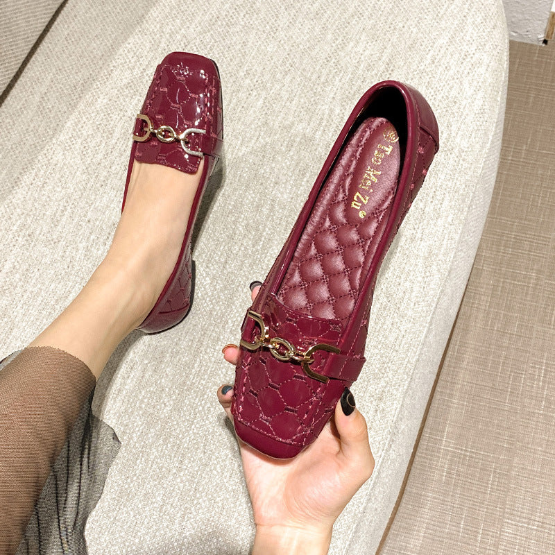 Zapatos de piel suave con punta cuadrada, suela plana y comodidad superior