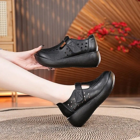 Sandalias huecas retro